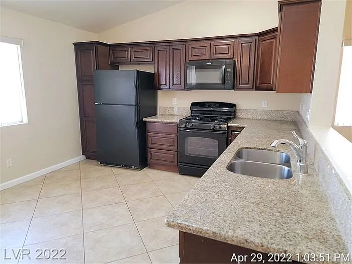 824 Harp Way — Photo 12