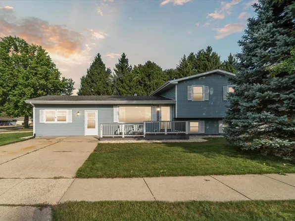 806 Rainbow Drive, Milton, WI 53563