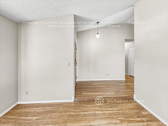 5th image of 4920 Evergreen Glen Dr