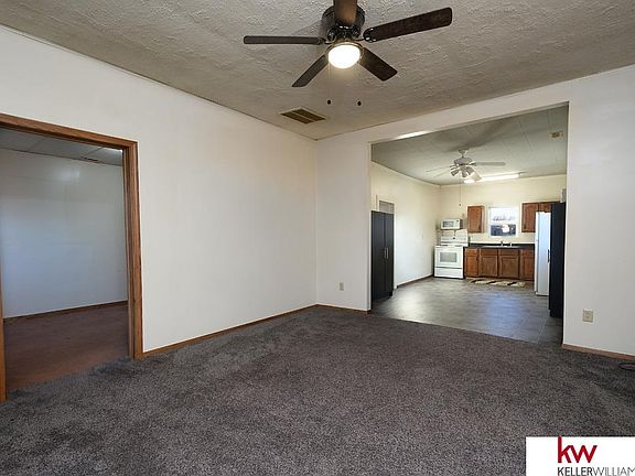 2nd image of 604 3rd St