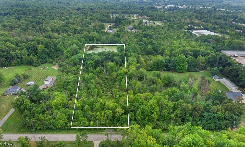 1st image of 8 Sperry Rd