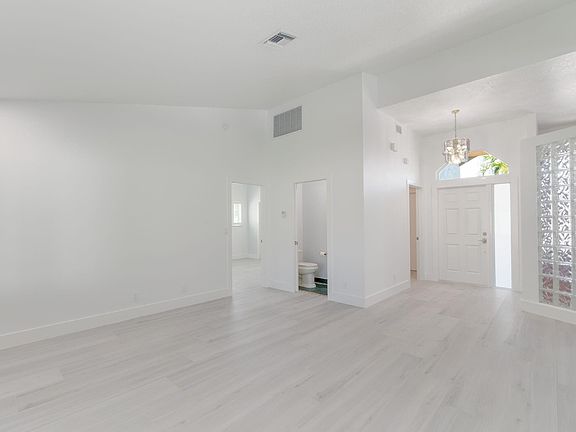 4th image of 118 Queens Lane