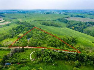 N9124 York Center Rd, Blanchardville, WI 53516