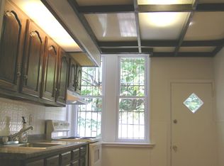 2313 Greenwich St, Philadelphia, PA 19146