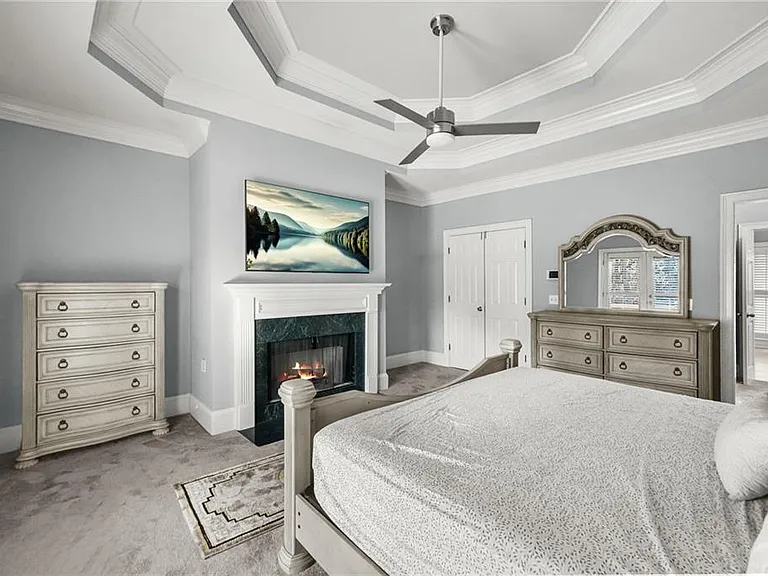 9800 Foxworth Dr — Photo 20