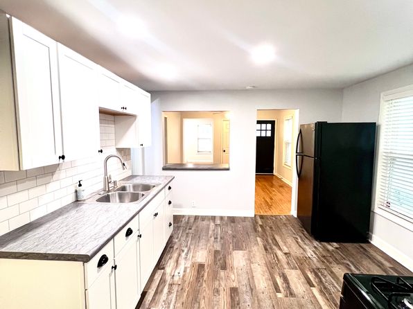 407 Willis Ave Floor 1