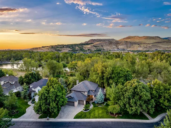 3358 E Rivernest Ln, Boise, ID 83706