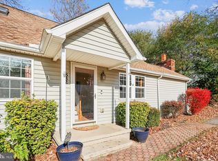 832 Clifton Ave, Arnold, MD 21012