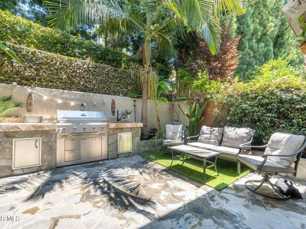 3063 E Hillcrest Dr, Thousand Oaks, CA 91362