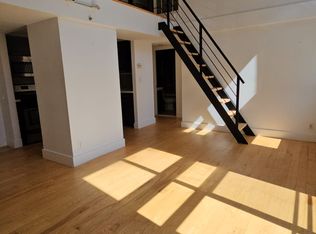 320 Bedford Ave APT 2B, Brooklyn, NY 11249