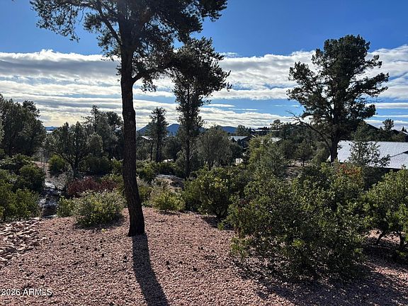 3rd image of 1107 N SCENIC Drive #109