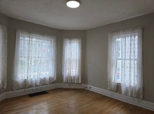 5 Wellington St APT 1, Waltham, MA 02451