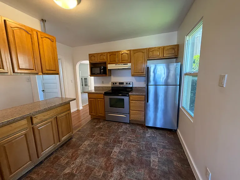 467 Corbett Ave #1 — Photo 4