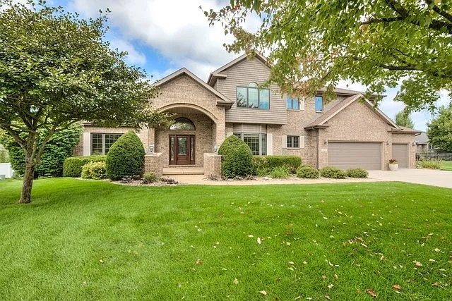 2112 Currant Ct photo 1