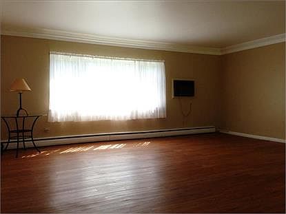 3rd image of 116 Barbara Dr #1