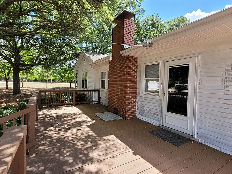 4538 Augusta Rd — Photo 16