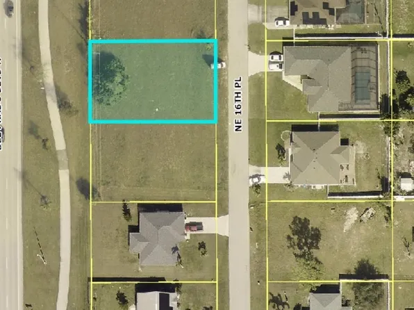 1906 NE 16th Pl, Cape Coral, FL 33909