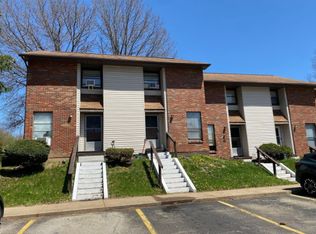 600 Sherwood Cir #306, Connellsville, PA 15425