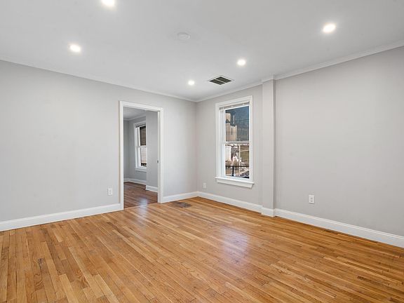 3rd image of 16 Hawthorne St #1
