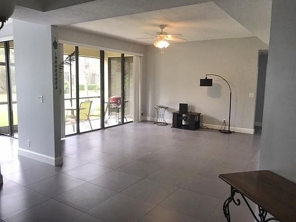 4th image of 10530 NW 10th Ct