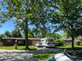 7020 Amboy St, Dearborn Heights, MI 48127