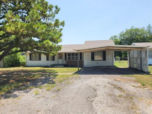 508 E Khoury Ln, Konawa, OK 74849