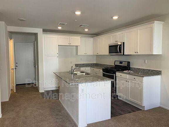 3rd image of 28421 Oriole Way #1402