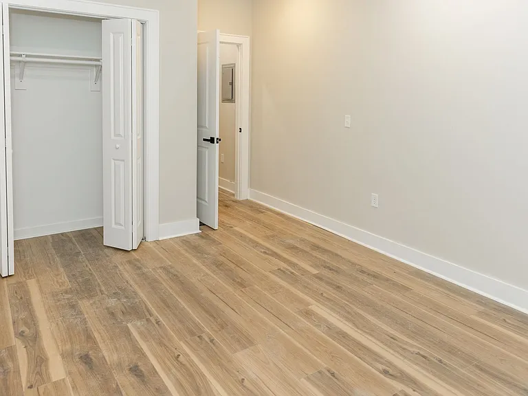 503 Linden St — Photo 3