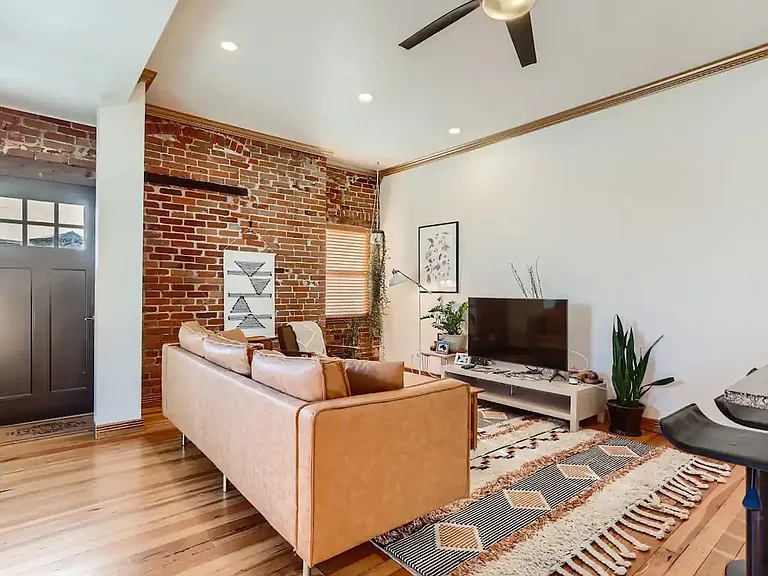 973 Galapago St — Photo 3