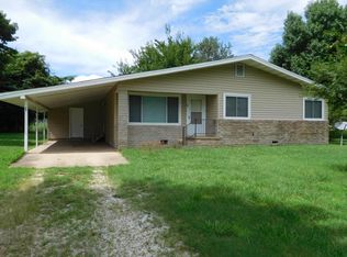 102 Brewer St, Harrison, AR 72601