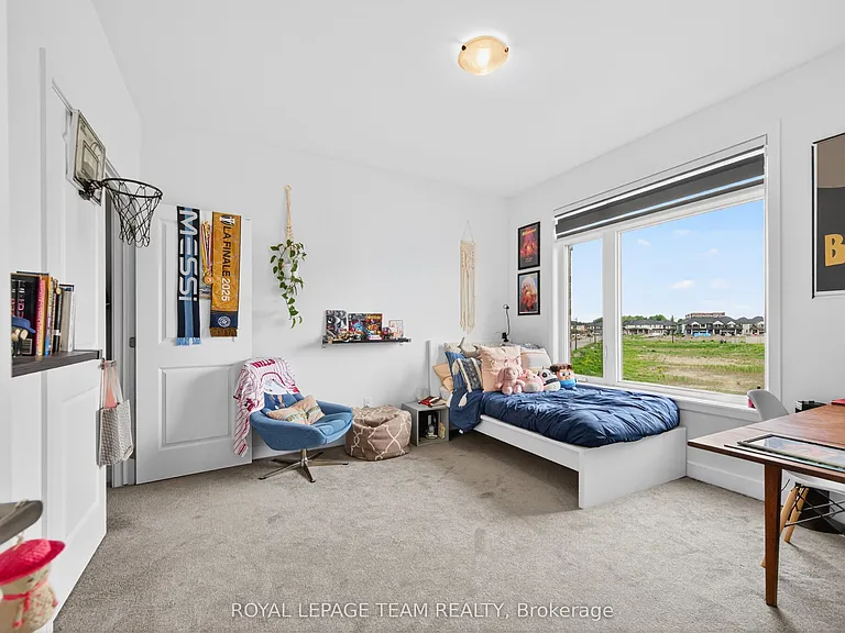 160 Highgarden Ter — Photo 19