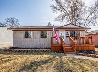 31751 Birchwood St, Westland, MI 48186