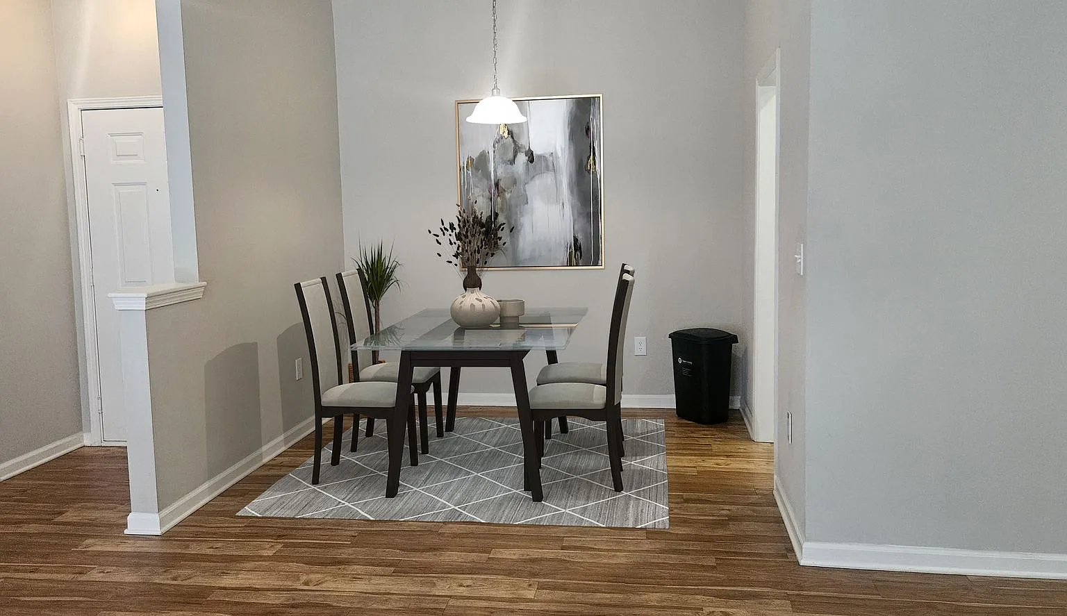 Park Madison Apartments — Photo 4