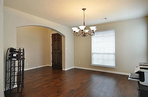 4th image of 10601 Leesa Dr
