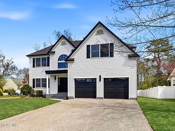2nd image of 139 Mermaid Drive