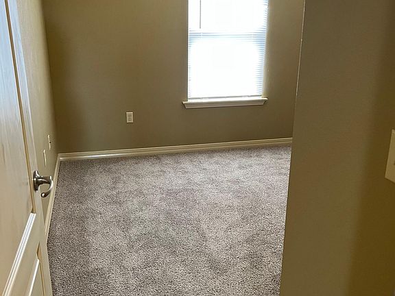 5th image of 260 Toni Ln APT C