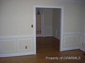 3rd image of 102 Claybourne Ct