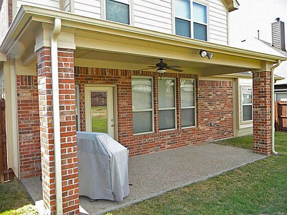 2nd image of 809 Brendan Dr
