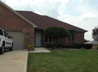 14211 Katriene Dr, Daleville, IN 47334