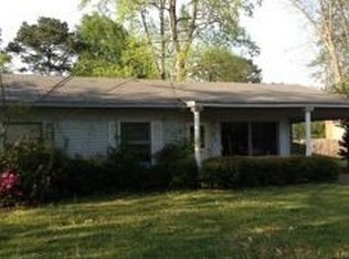 613 Cypress St, Columbus, MS 39702