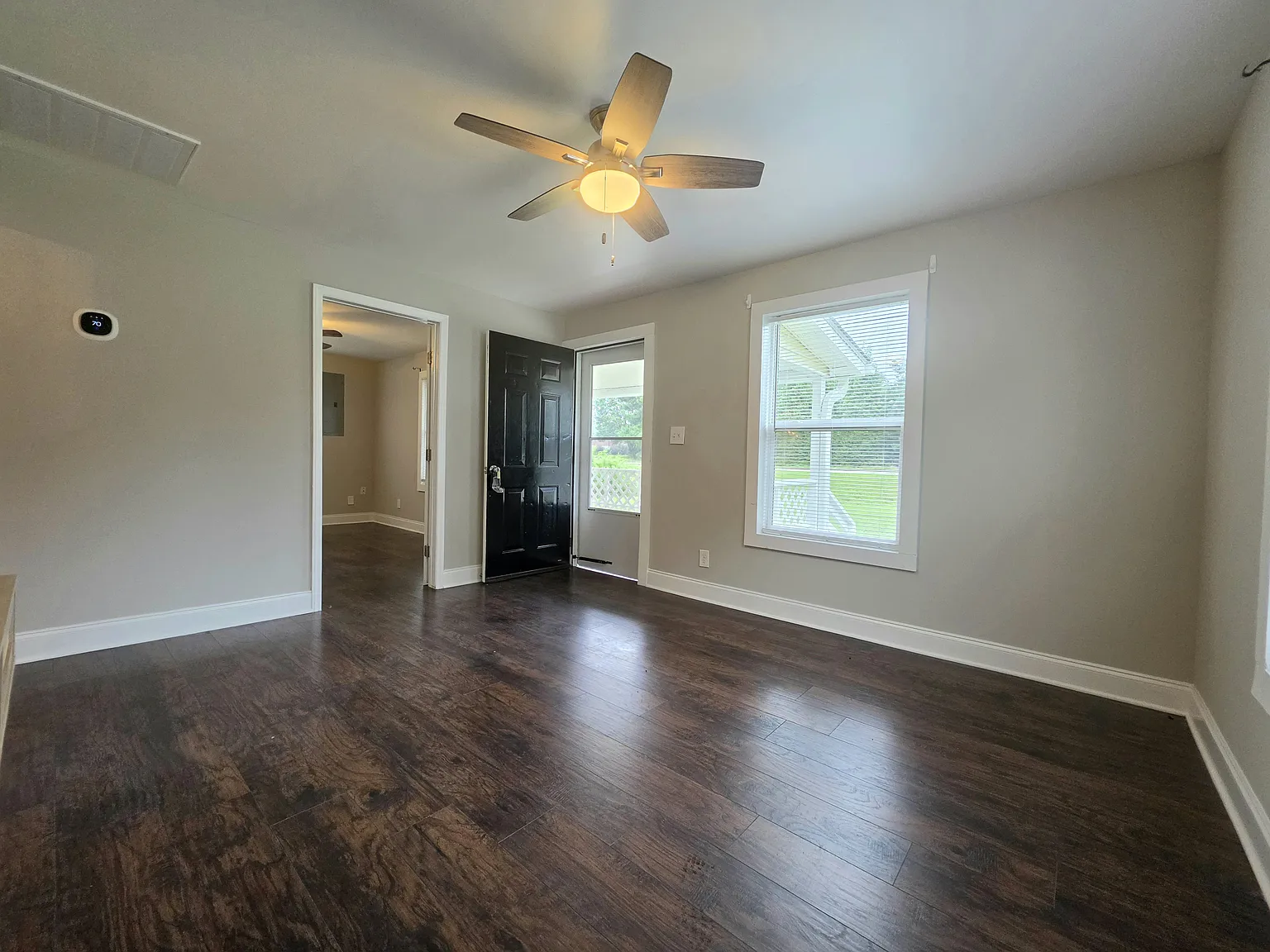 1102 E Georgia Rd — Photo 3