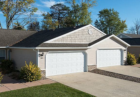 Apartments with Attached Garages
