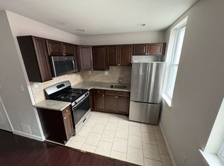 410 W Cumberland St #2, Philadelphia, PA 19133