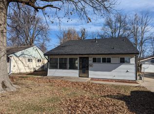 4827 Redstart Rd, Lynnview, KY 40213