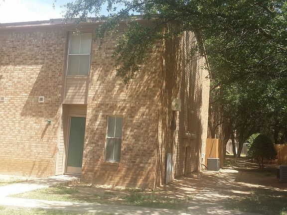 2nd image of 4700 Boulder Dr