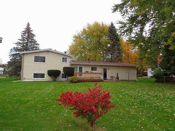 4th image of 2157 Thistlewood Dr
