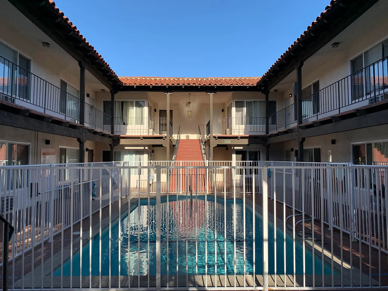 2 bed, $2,150 — Photo 2