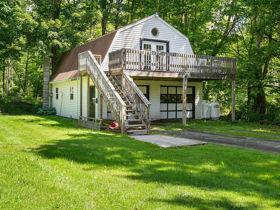 1st image of 547 Round Pond Rd