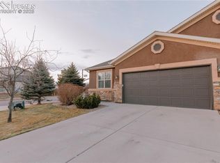 5312 Oak Spring Hts, Colorado Springs, CO 80923