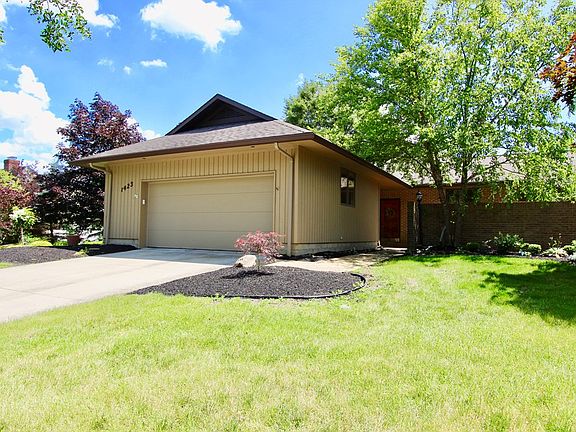 3rd image of 1423 Willowood Way